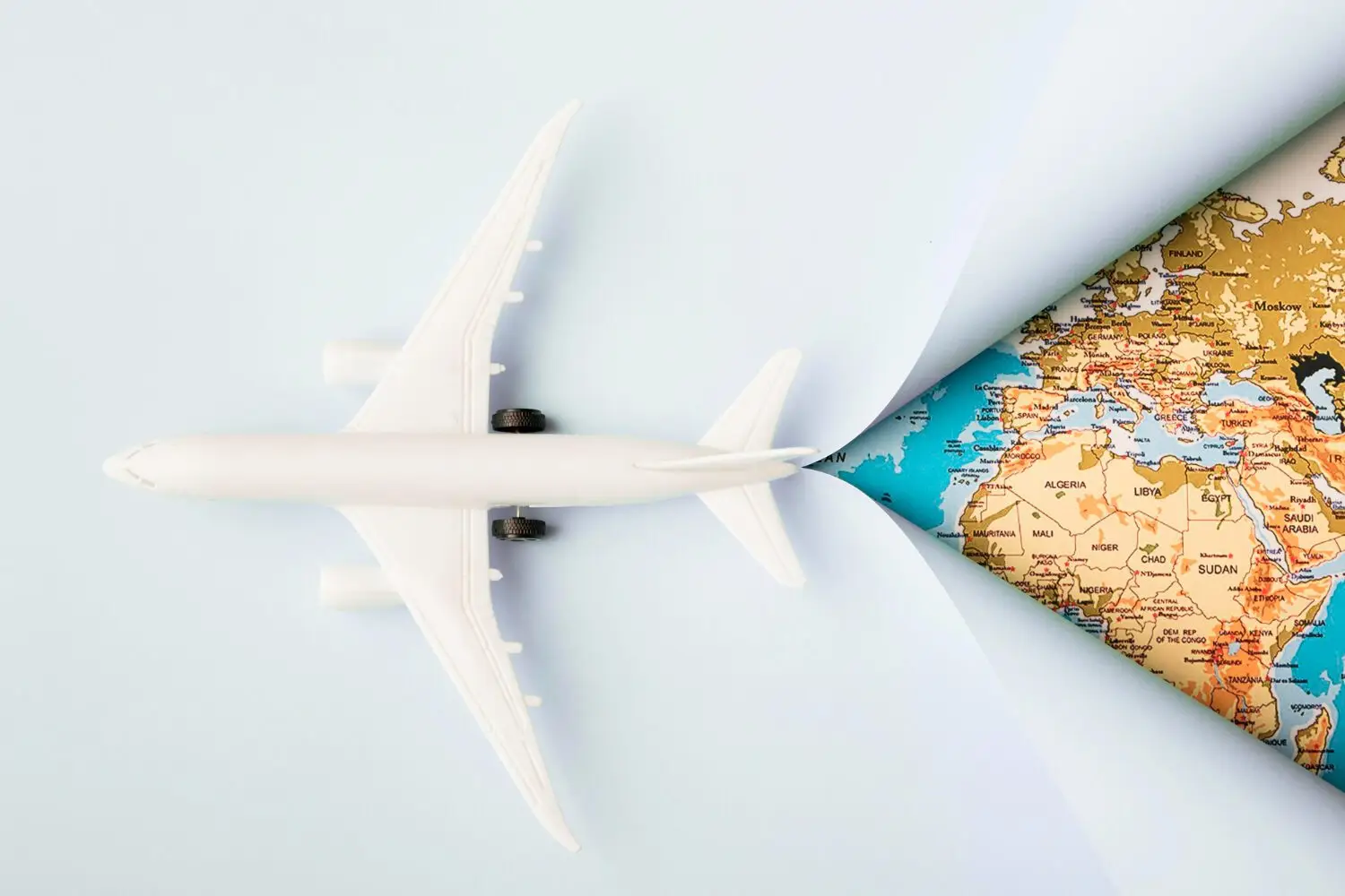 Abroad Settlement Astrological Guidance by Sri trikalai astrocenter Experts